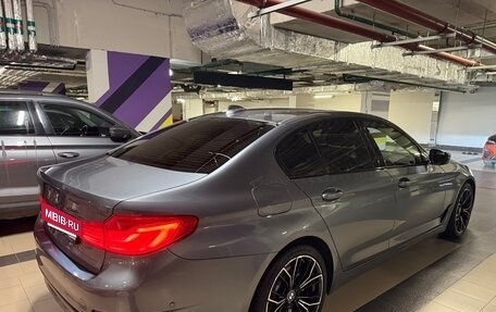 BMW 5 серия, 2019 год, 3 300 000 рублей, 4 фотография