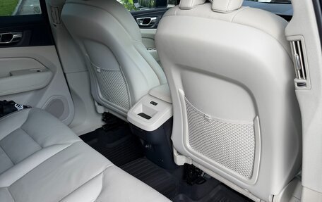 Volvo XC60 II, 2019 год, 4 500 000 рублей, 10 фотография