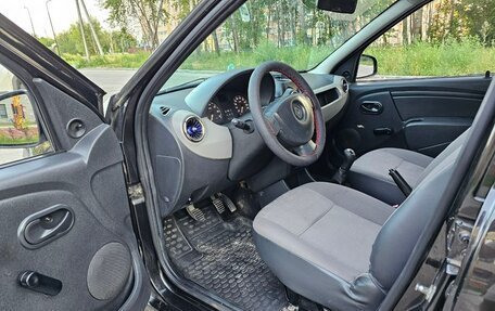 Renault Logan I, 2011 год, 205 000 рублей, 9 фотография