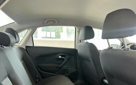 Volkswagen Polo VI (EU Market), 2012 год, 400 000 рублей, 15 фотография