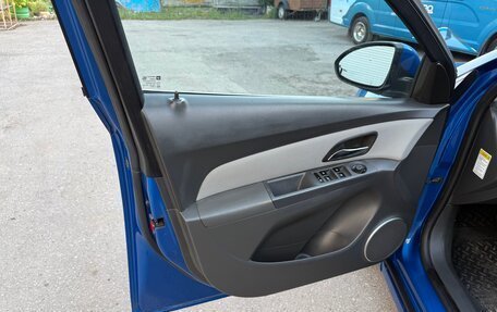 Chevrolet Cruze II, 2009 год, 495 000 рублей, 7 фотография