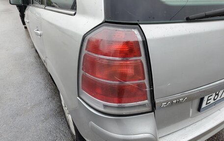Opel Zafira B, 2007 год, 450 000 рублей, 13 фотография