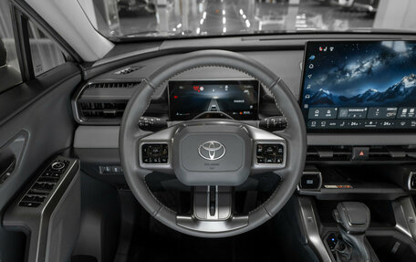 Toyota RAV4, 2026 год, 4 300 000 рублей, 11 фотография