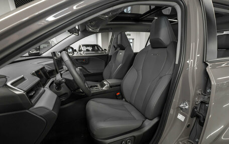 Toyota RAV4, 2026 год, 4 300 000 рублей, 9 фотография
