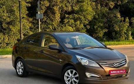 Hyundai Solaris II рестайлинг, 2015 год, 920 000 рублей, 1 фотография