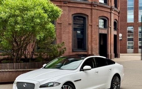 Jaguar XJ IV (X351), 2012 год, 2 100 000 рублей, 9 фотография