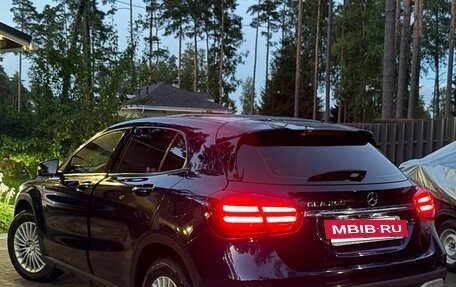 Mercedes-Benz GLA, 2017 год, 1 850 000 рублей, 2 фотография