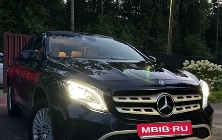 Mercedes-Benz GLA, 2017 год, 1 850 000 рублей, 4 фотография