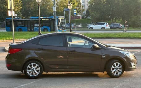Hyundai Solaris II рестайлинг, 2015 год, 920 000 рублей, 5 фотография