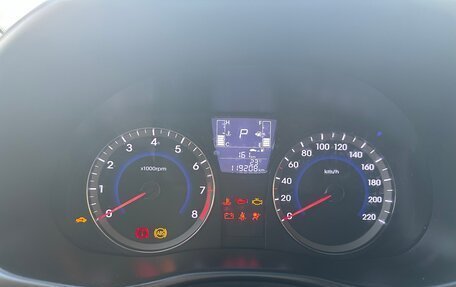 Hyundai Solaris II рестайлинг, 2015 год, 920 000 рублей, 12 фотография
