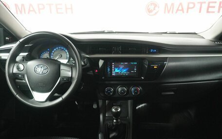 Toyota Corolla, 2013 год, 1 150 000 рублей, 15 фотография