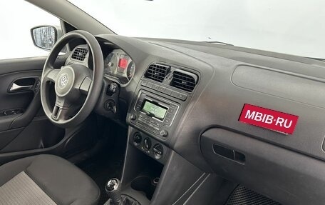 Volkswagen Polo VI (EU Market), 2013 год, 850 000 рублей, 19 фотография
