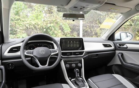 Volkswagen T-Roc I, 2026 год, 2 640 000 рублей, 13 фотография
