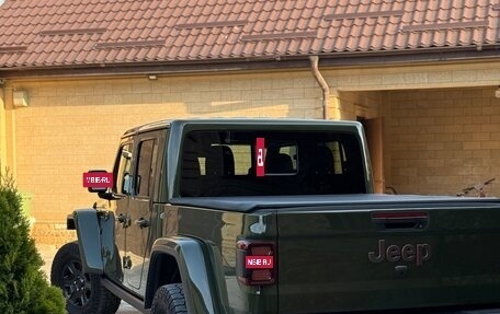Jeep Gladiator, 2023 год, 7 000 000 рублей, 6 фотография