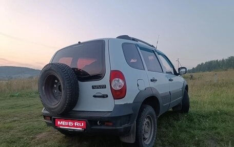 Chevrolet Niva I рестайлинг, 2014 год, 400 000 рублей, 4 фотография