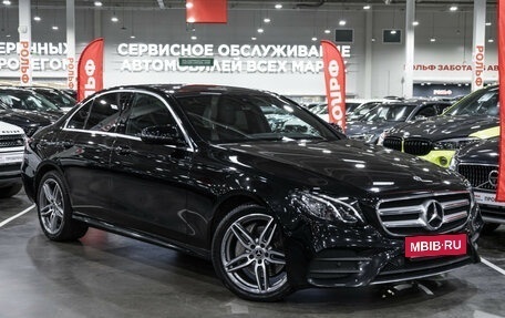 Mercedes-Benz E-Класс, 2019 год, 3 299 700 рублей, 4 фотография