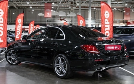 Mercedes-Benz E-Класс, 2019 год, 3 299 700 рублей, 10 фотография