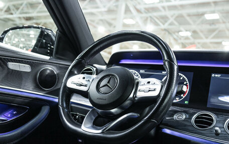 Mercedes-Benz E-Класс, 2019 год, 3 299 700 рублей, 18 фотография