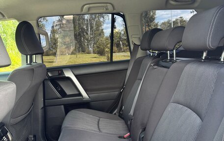 Toyota Land Cruiser Prado 150 рестайлинг 2, 2014 год, 3 500 000 рублей, 5 фотография