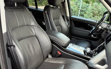 Land Rover Range Rover IV рестайлинг, 2020 год, 5 990 000 рублей, 11 фотография