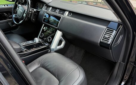 Land Rover Range Rover IV рестайлинг, 2020 год, 5 990 000 рублей, 9 фотография