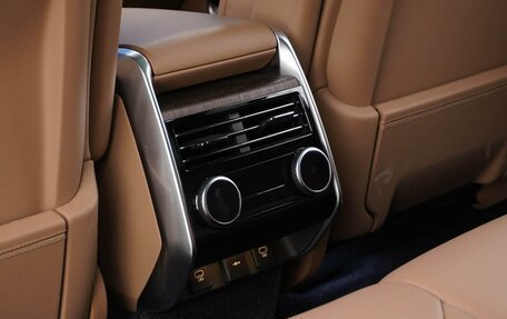 Land Rover Range Rover IV рестайлинг, 2022 год, 15 900 000 рублей, 13 фотография