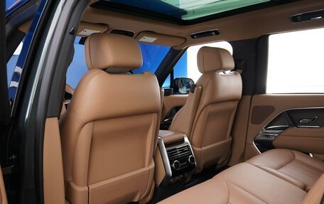 Land Rover Range Rover IV рестайлинг, 2022 год, 15 900 000 рублей, 12 фотография