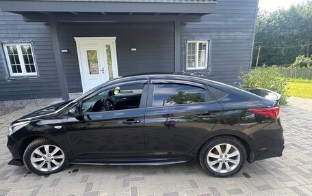 Hyundai Solaris II рестайлинг, 2017 год, 699 999 рублей, 9 фотография