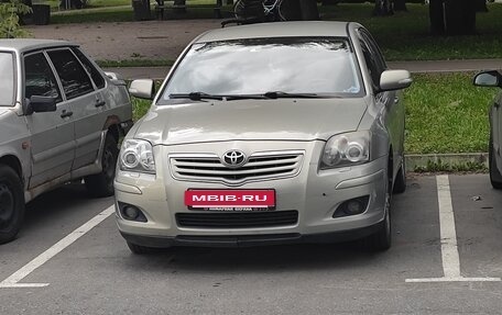 Toyota Avensis III рестайлинг, 2007 год, 745 000 рублей, 2 фотография