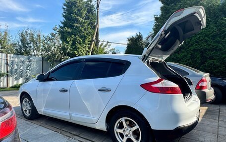 Renault Megane III, 2011 год, 550 000 рублей, 17 фотография
