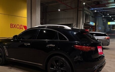 Infiniti QX70, 2016 год, 2 700 000 рублей, 5 фотография