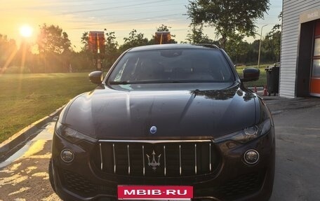 Maserati Levante I, 2017 год, 3 350 000 рублей, 2 фотография