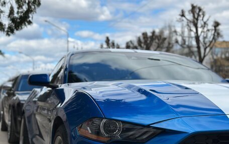 Ford Mustang VI рестайлинг, 2018 год, 4 300 000 рублей, 6 фотография