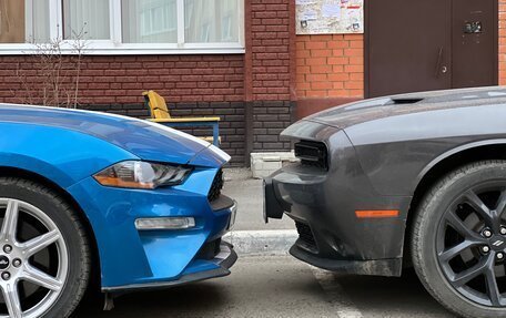 Ford Mustang VI рестайлинг, 2018 год, 4 300 000 рублей, 11 фотография