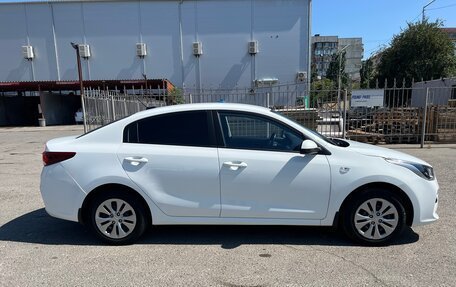KIA Rio IV, 2019 год, 1 415 000 рублей, 5 фотография