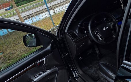 Hyundai Santa Fe III рестайлинг, 2012 год, 1 650 000 рублей, 12 фотография