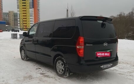 Hyundai Grand Starex Grand Starex I рестайлинг 2, 2008 год, 900 000 рублей, 13 фотография