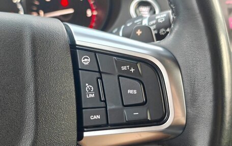 Land Rover Discovery Sport I рестайлинг, 2017 год, 2 380 000 рублей, 31 фотография