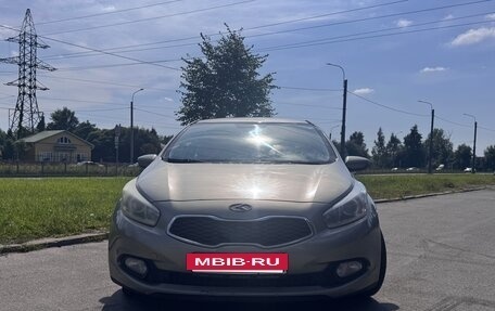 KIA cee'd III, 2014 год, 1 100 000 рублей, 2 фотография