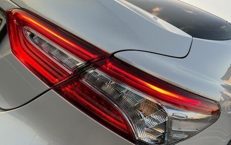 Toyota Camry, 2021 год, 4 099 999 рублей, 12 фотография