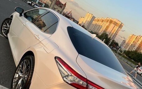 Toyota Camry, 2021 год, 4 099 999 рублей, 2 фотография
