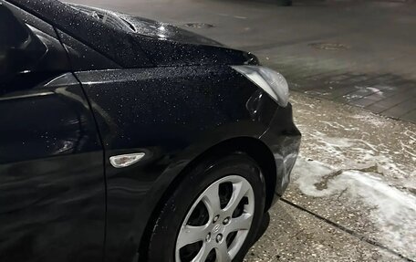 Hyundai Solaris II рестайлинг, 2011 год, 900 000 рублей, 6 фотография