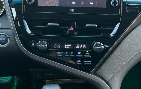 Toyota Camry, 2021 год, 4 099 999 рублей, 33 фотография