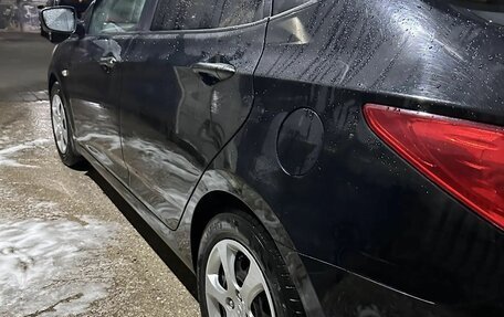 Hyundai Solaris II рестайлинг, 2011 год, 900 000 рублей, 9 фотография