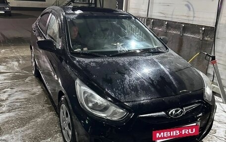 Hyundai Solaris II рестайлинг, 2011 год, 900 000 рублей, 12 фотография