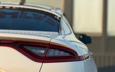 KIA Stinger I, 2019 год, 2 300 000 рублей, 10 фотография