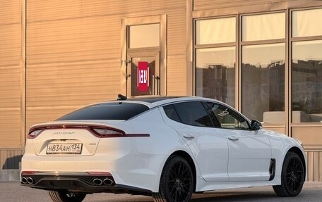 KIA Stinger I, 2019 год, 2 300 000 рублей, 9 фотография