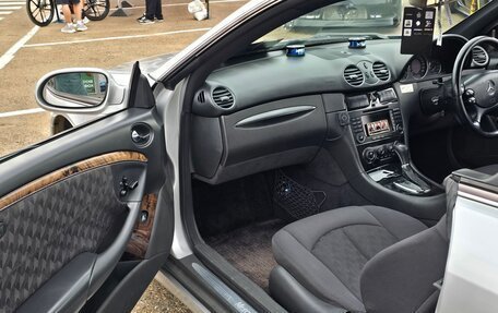 Mercedes-Benz CLK-Класс, 2004 год, 1 000 000 рублей, 11 фотография