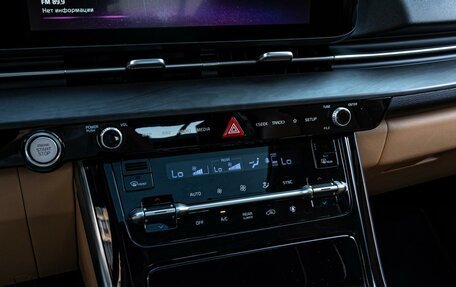 KIA Carnival, 2020 год, 3 680 000 рублей, 17 фотография