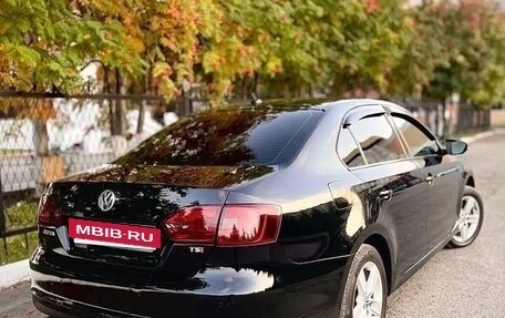 Volkswagen Jetta VI, 2012 год, 900 000 рублей, 4 фотография